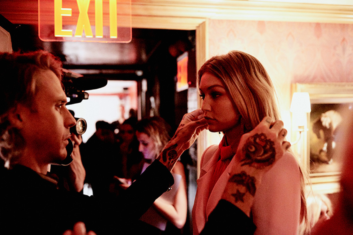 gigi-hadid-shop-look2.jpg